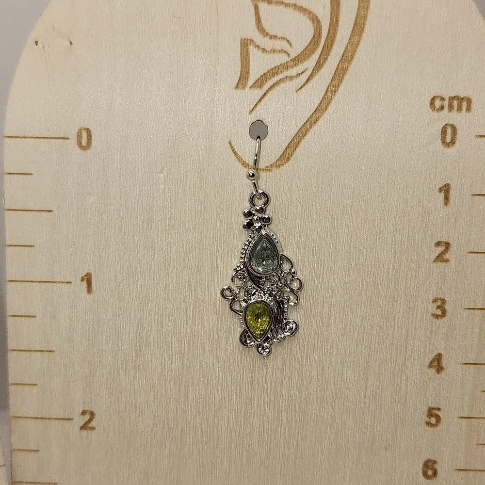 Elegant Silver and Yellow Teardrop Earrings‎